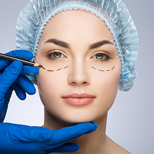 מתי הכי כדאי לבצע הרמת עפעפיים