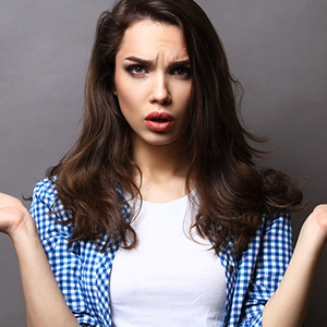 האם לעשות הרמת חזה עם שתל או ללא?